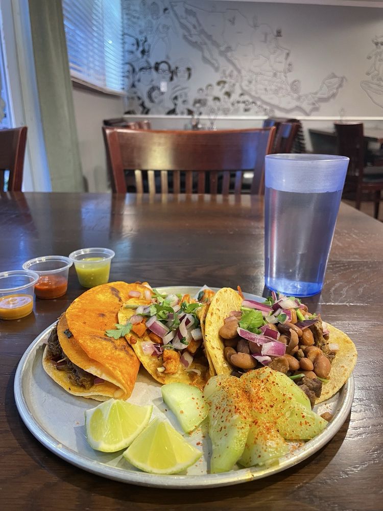 Tacos at Birrieria Pepe El Toro in Seattle, Washington State