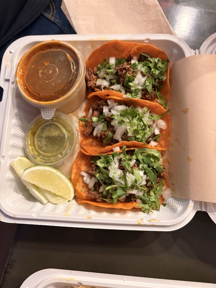 Tacos at Bodega Taco Bar #3 in Minneapolis, Minnesota