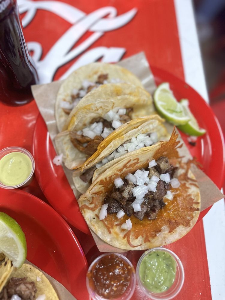Tacos at Chilangos Tacos (Ross Ave) in Dallas, Texas