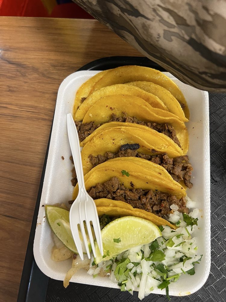 Tacos at Mario Bros Tacos in Dallas, Texas