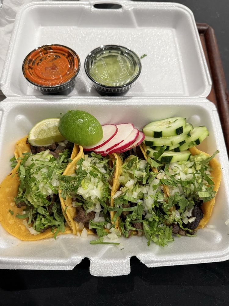 Tacos at Taco Man in Philadelphia, Pennsylvania