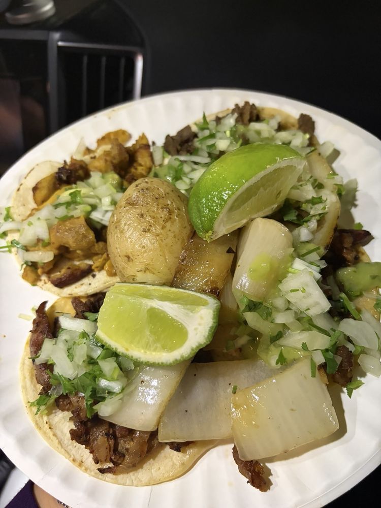 Tacos at Tacos La 26! in Los Angeles, California
