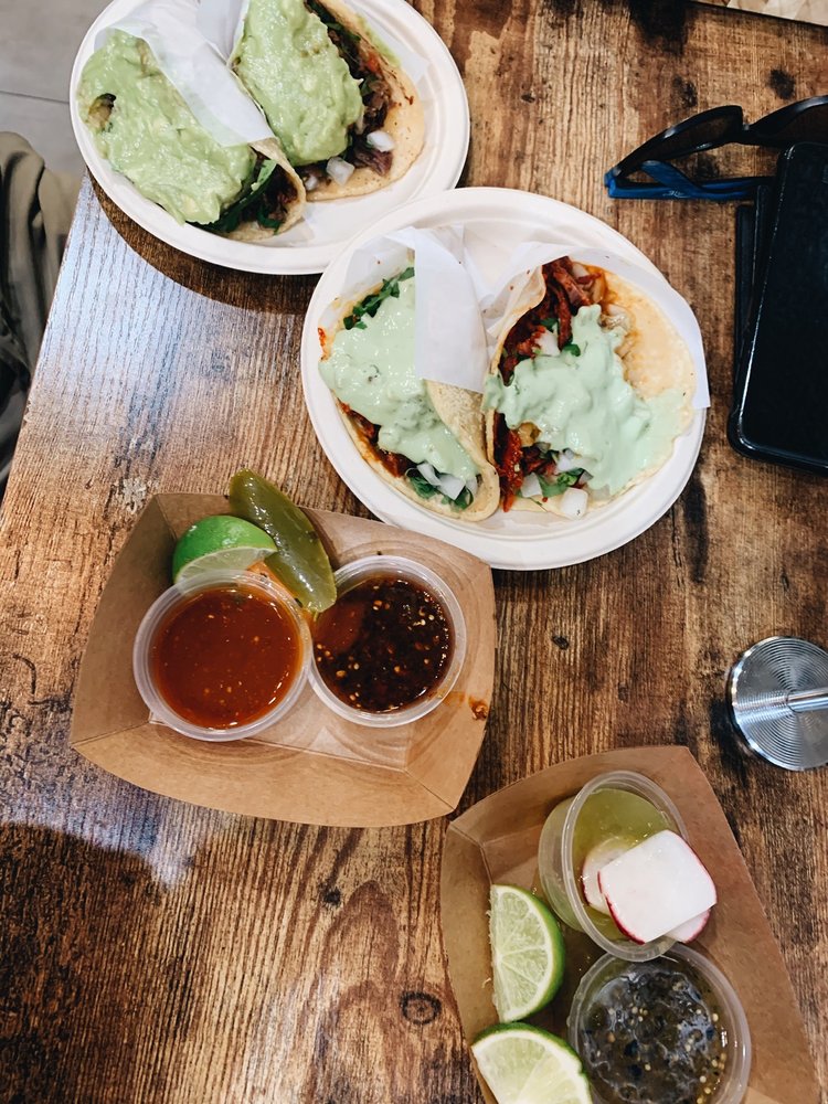 Tacos at Taquería Los Chuchys in San Diego, California